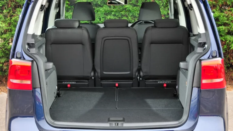 Luggage space in Volkswagen Touran PCO car